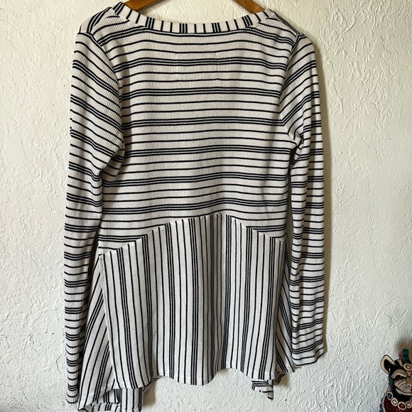 Maeve by anthropologie size medium - Picture 6 of 10